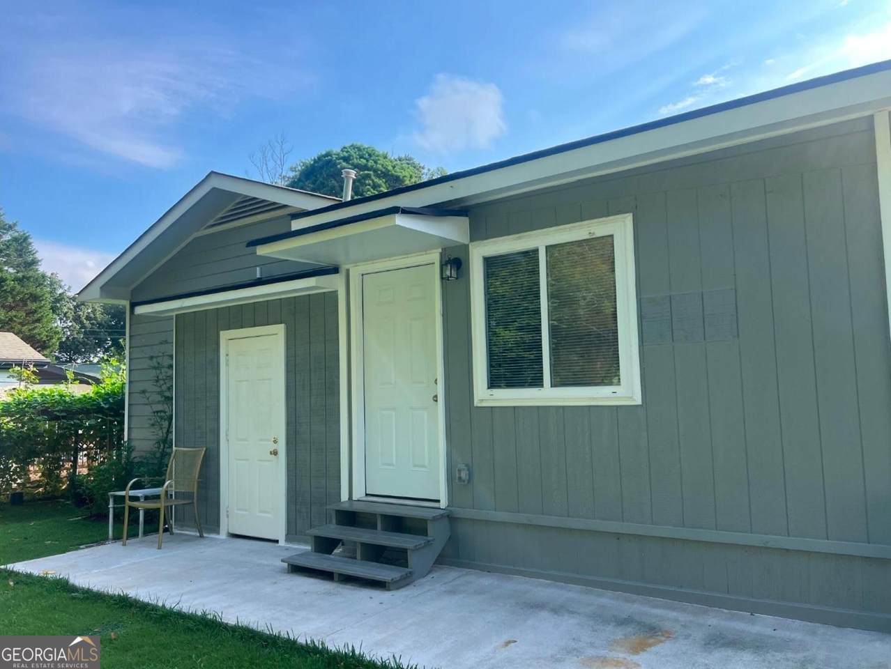 572 Lancelot Drive - Photo 1
