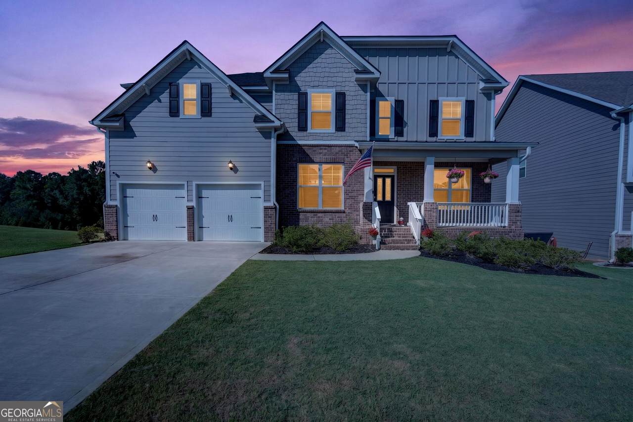 1101 Hawthorne Circle - Photo 1