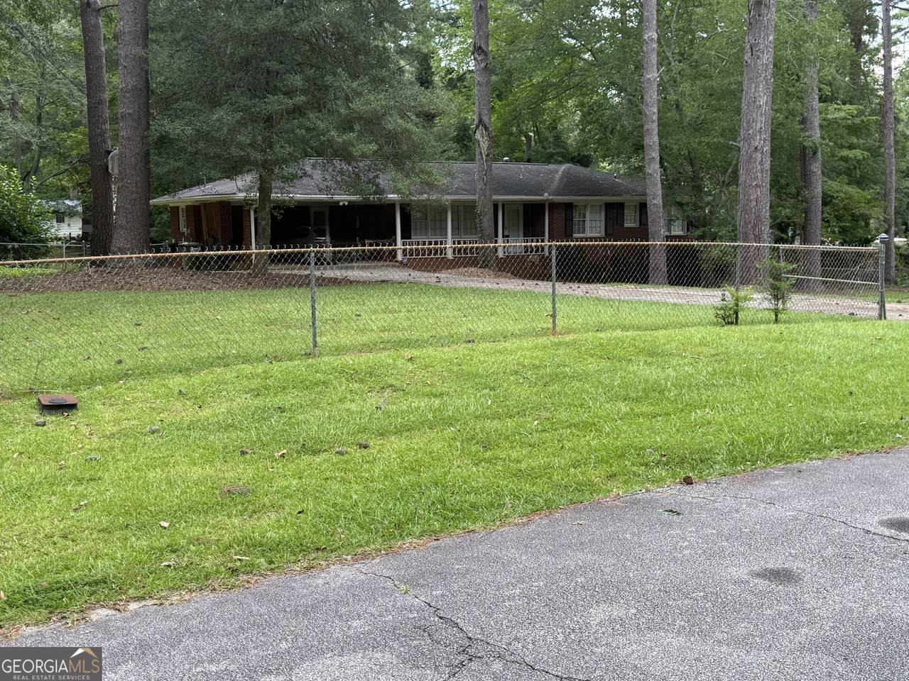 856 Virginia Court - Photo 1