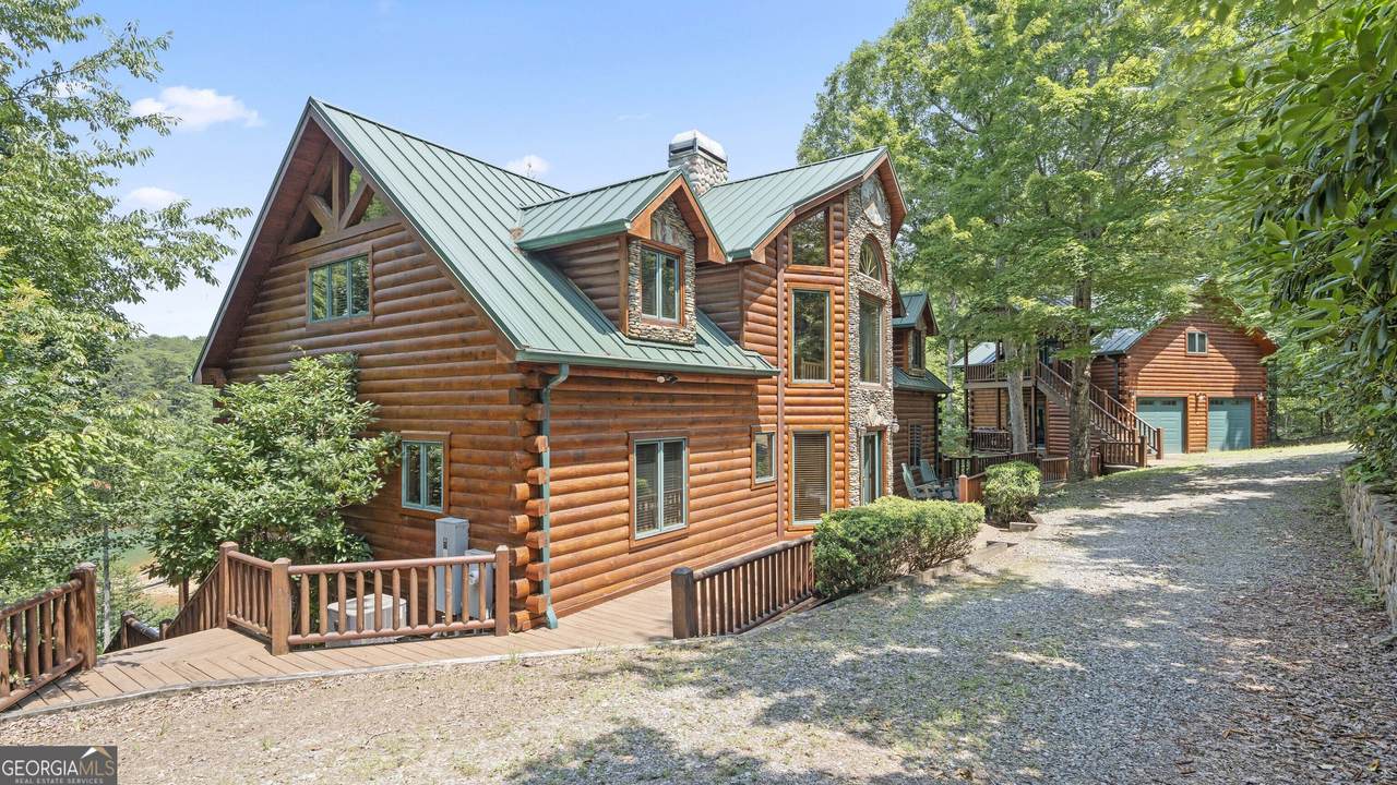 84 Charlotte Drive - Photo 1