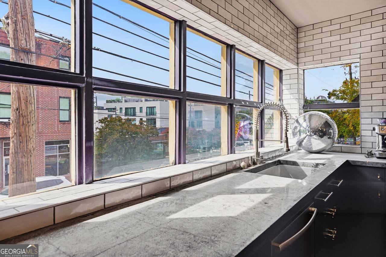 510 Edgewood Avenue - Photo 1