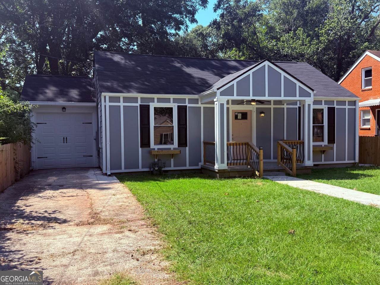 2447 Crestview Avenue - Photo 1