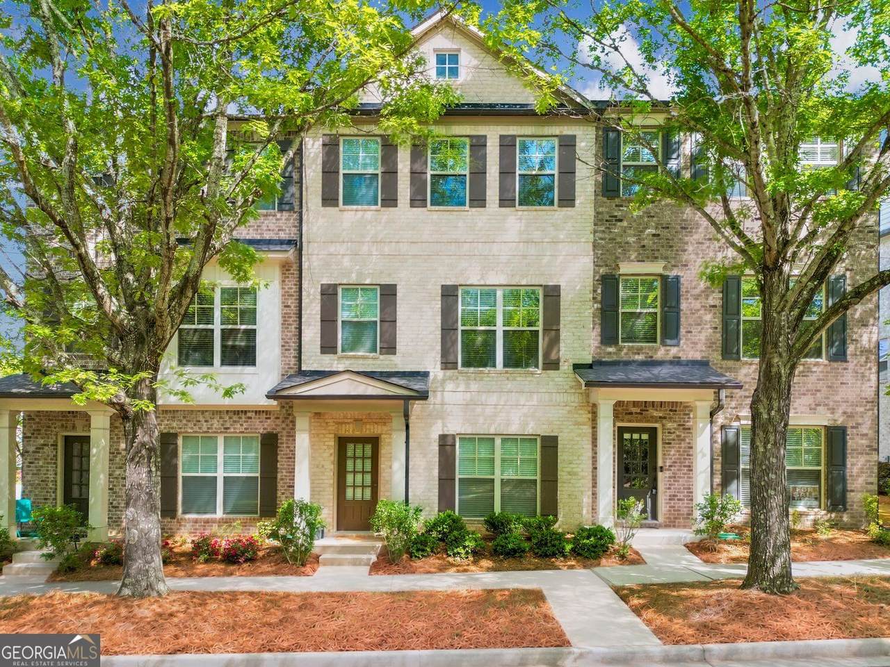 1560 Baygreen Road - Photo 1