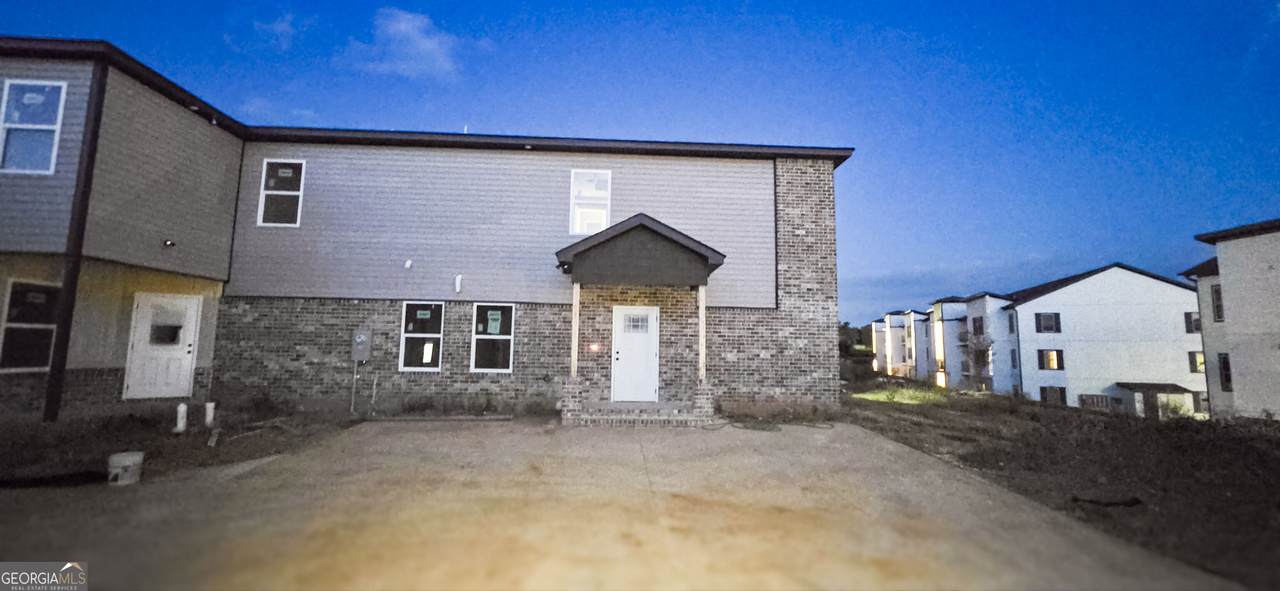 256 Beau Claire Circle - Photo 1
