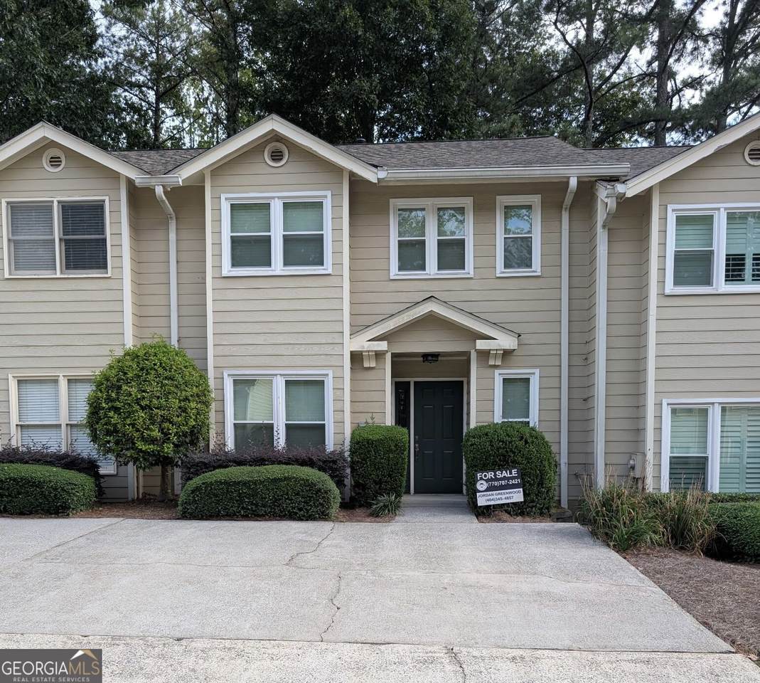 230 Peachtree Hollow Court - Photo 1