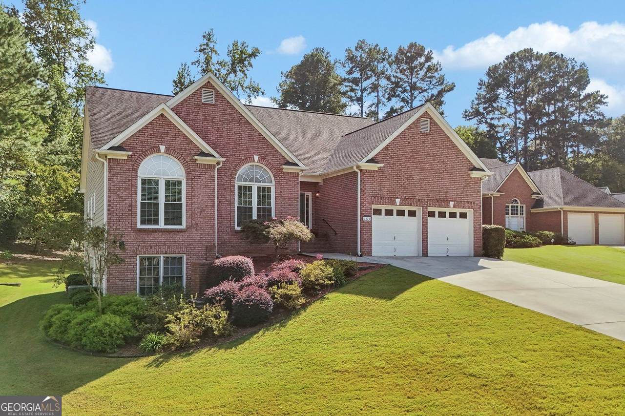 4925 Woodbend Drive - Photo 1