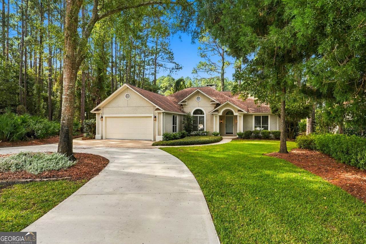 238 Cardinal Circle - Photo 1