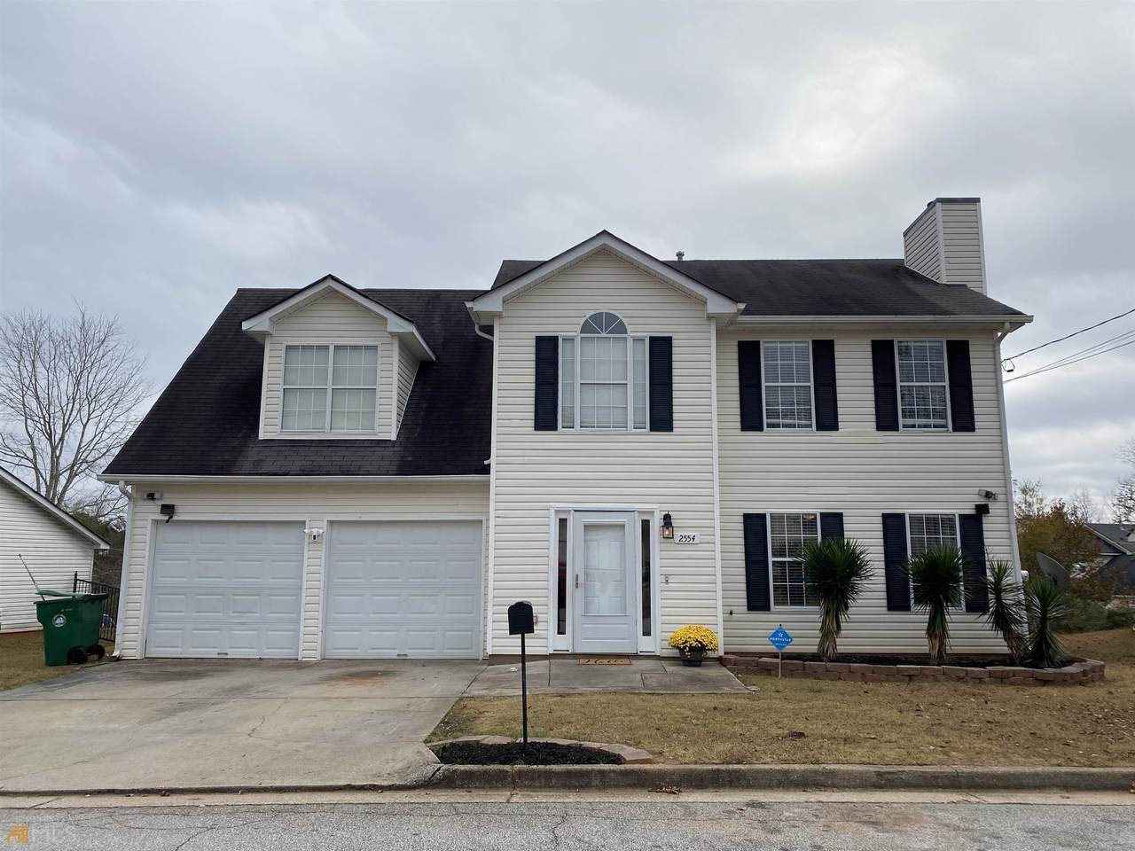 2554 Willenhall Way - Photo 1