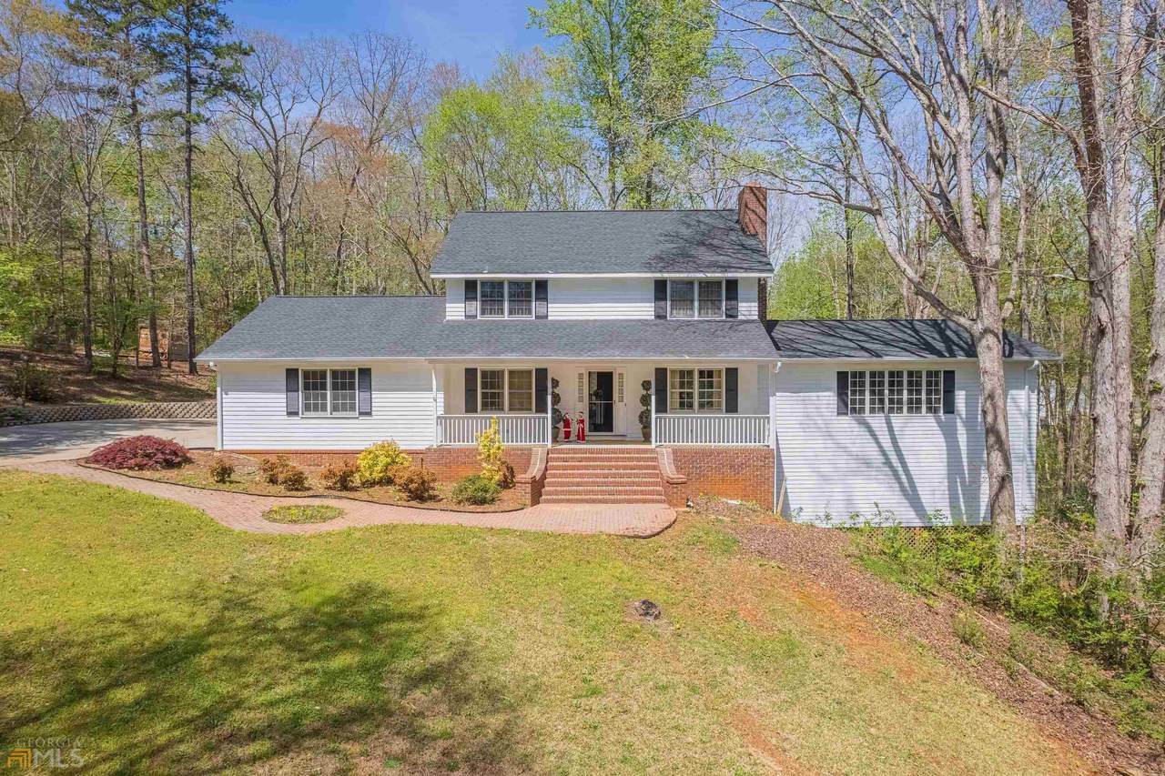 896 Fernside Drive - Photo 1