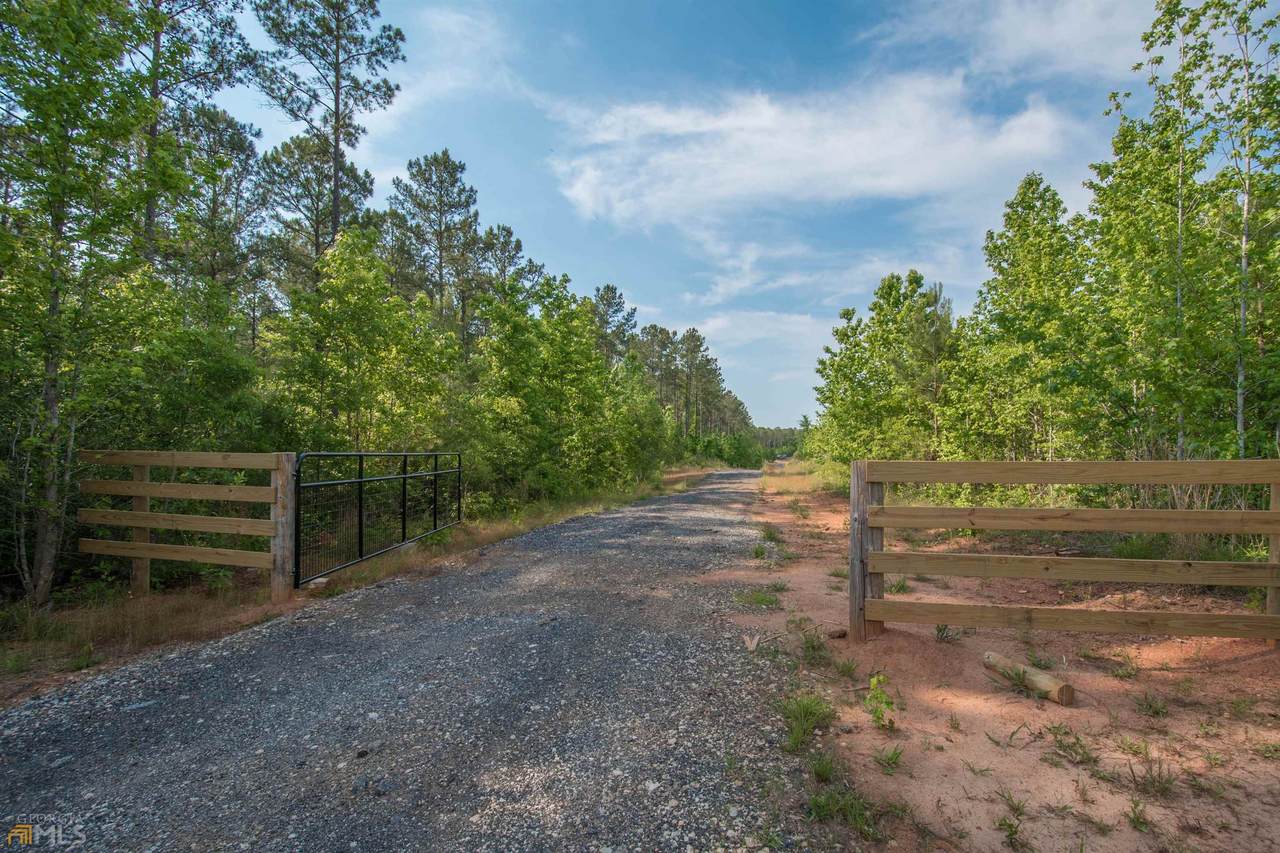 2932 Sewell Rd - Photo 1