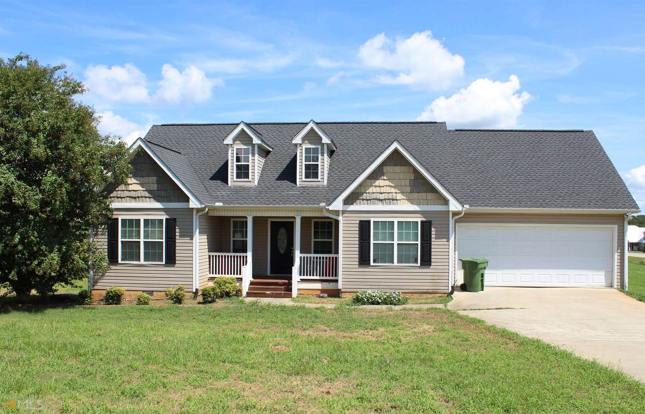 32 Woodridge Way - Photo 1