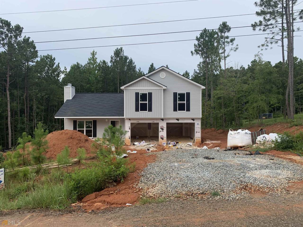 1716 Sara Hunter Ln - Photo 1