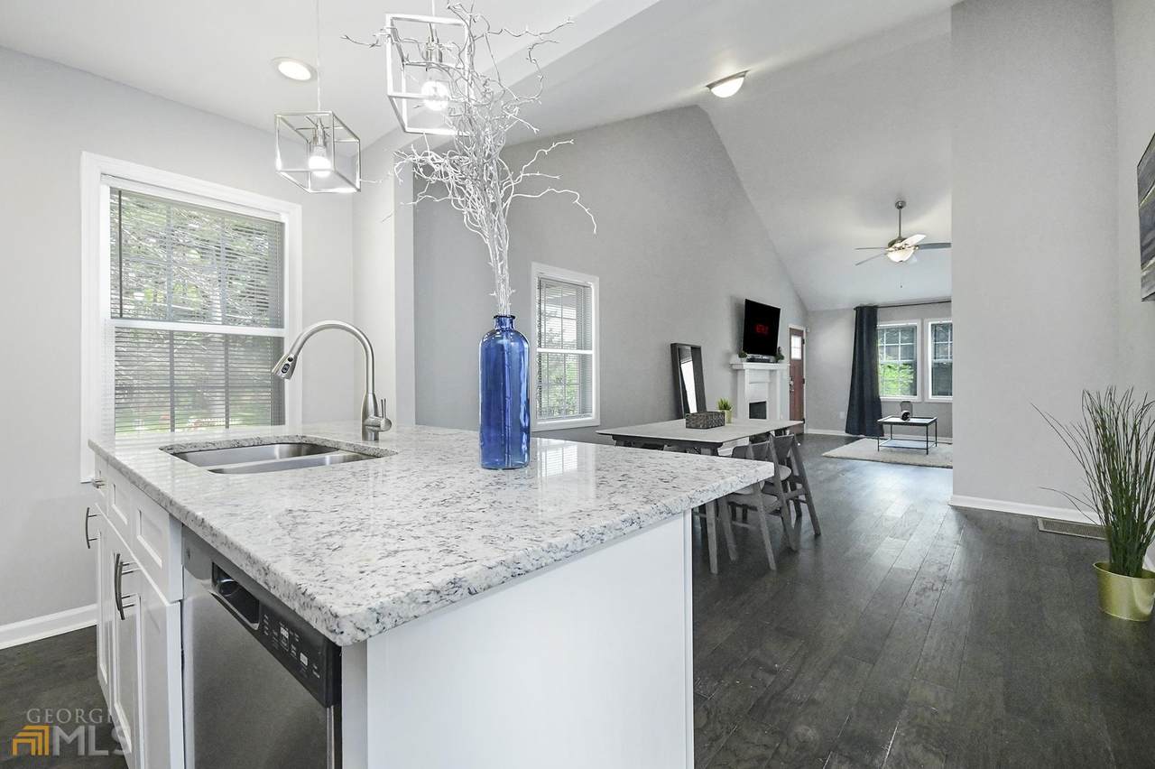 2107 Penrose Drive - Photo 1