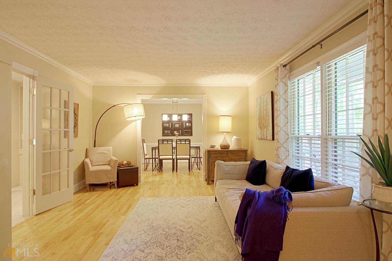 4450 Inns Brook Drive - Photo 1