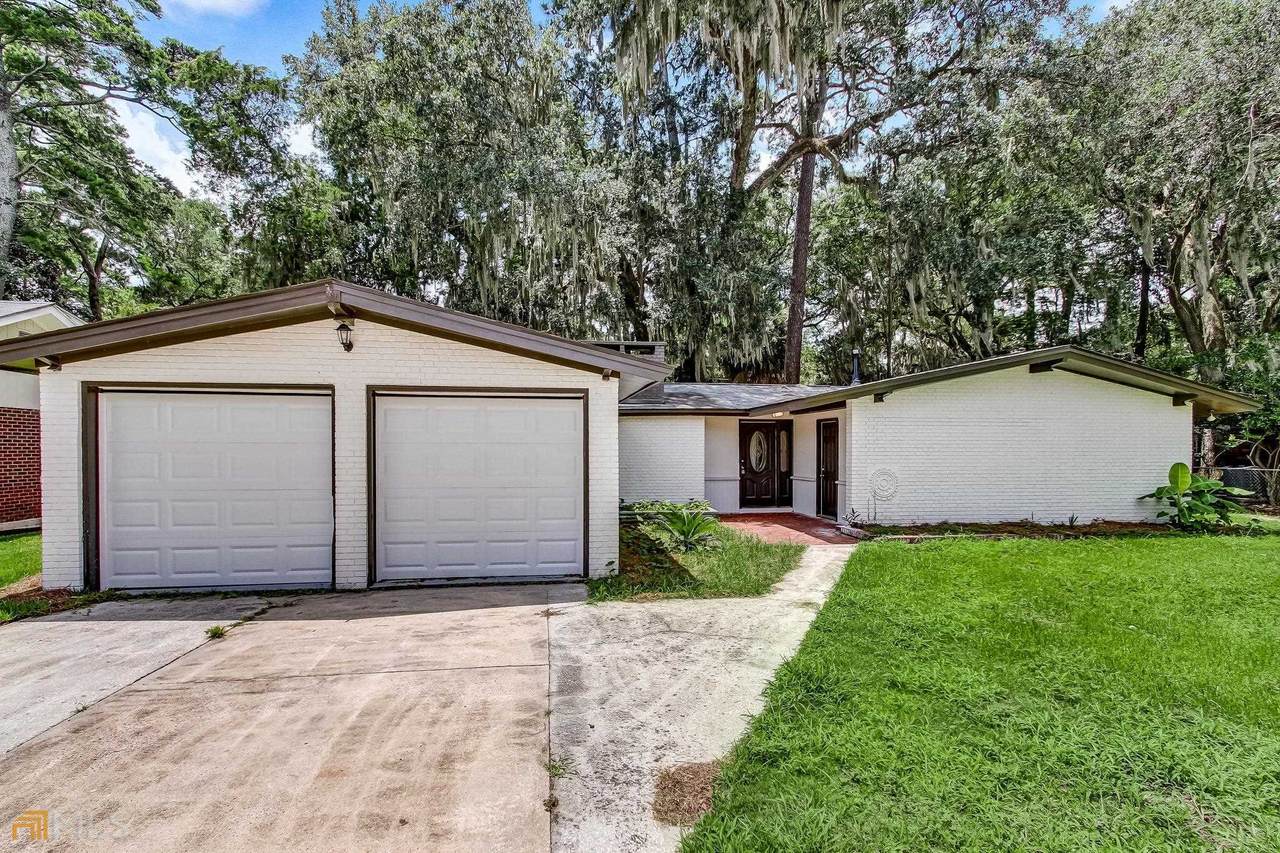 521 Red Oak Drive - Photo 1