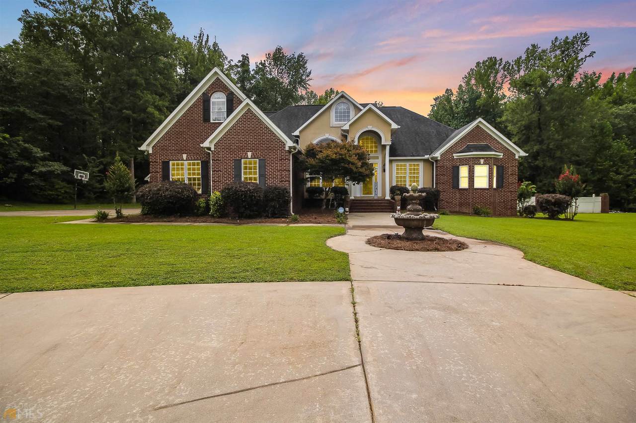 256 Pebblebrook Lane - Photo 1
