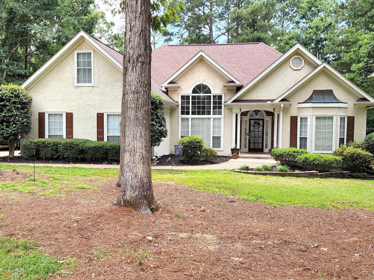 46 Lakeshore Court - Photo 1