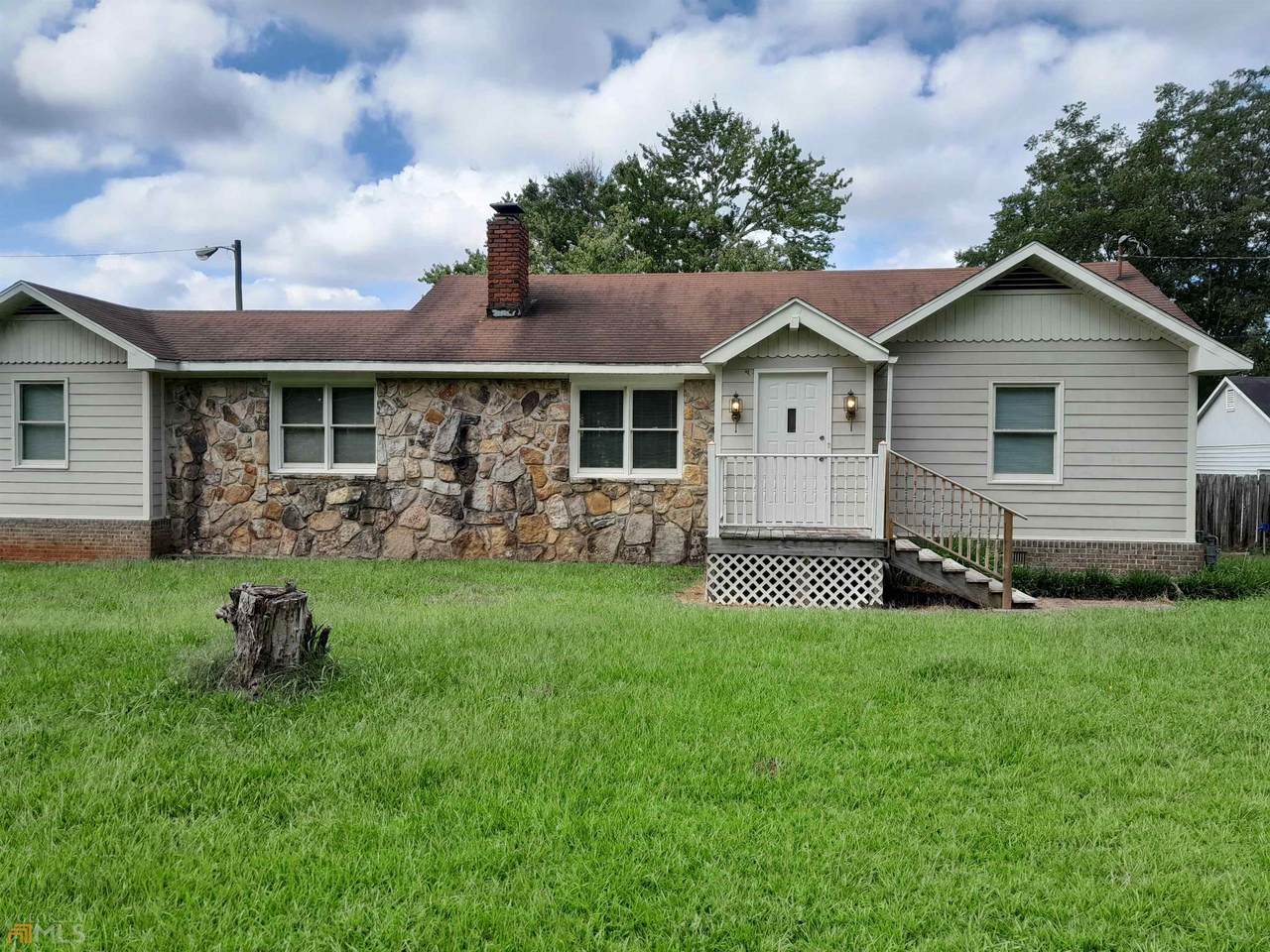 9651 Thomas Road - Photo 1