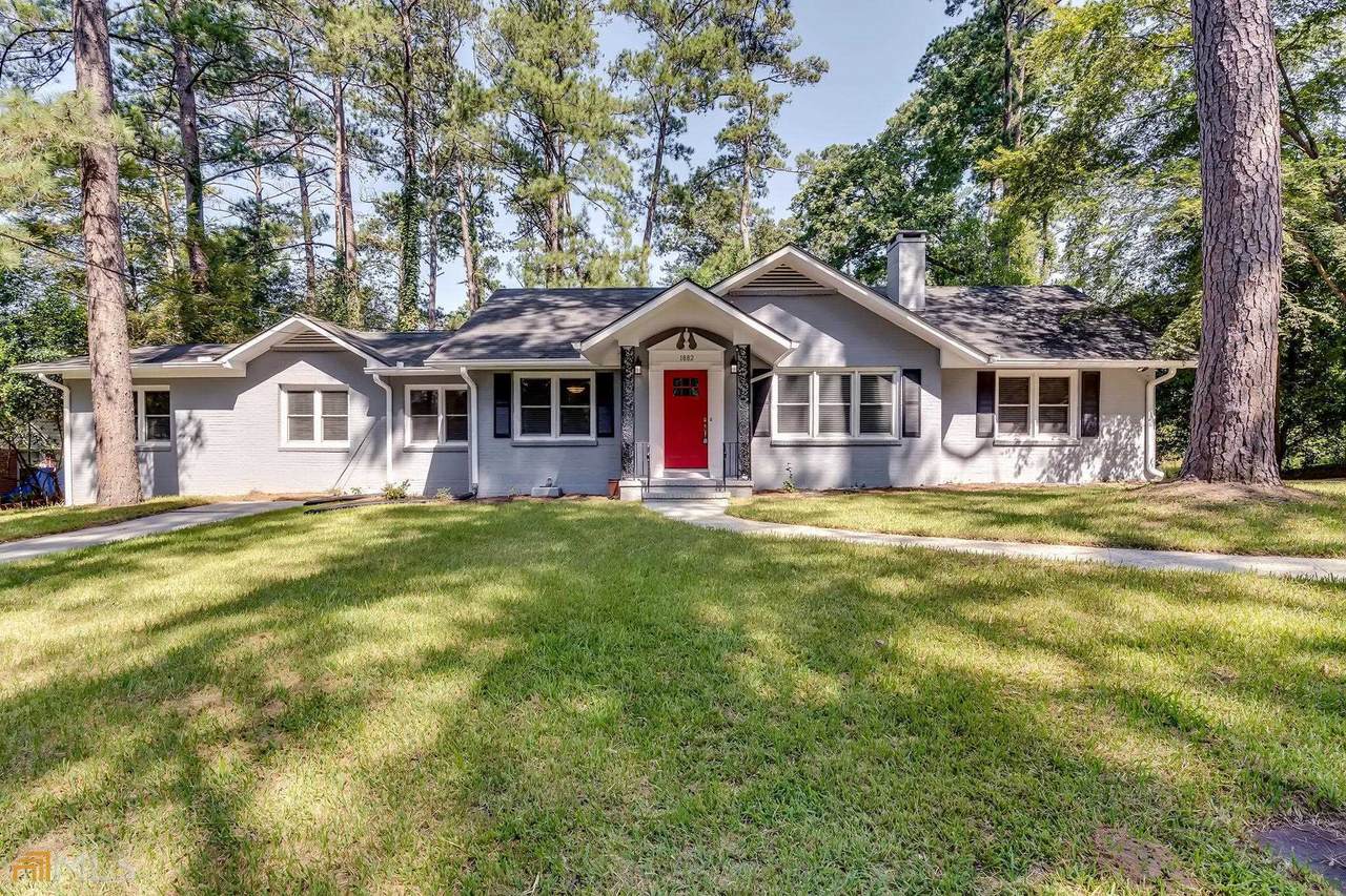 1882 Waverland Circle - Photo 1