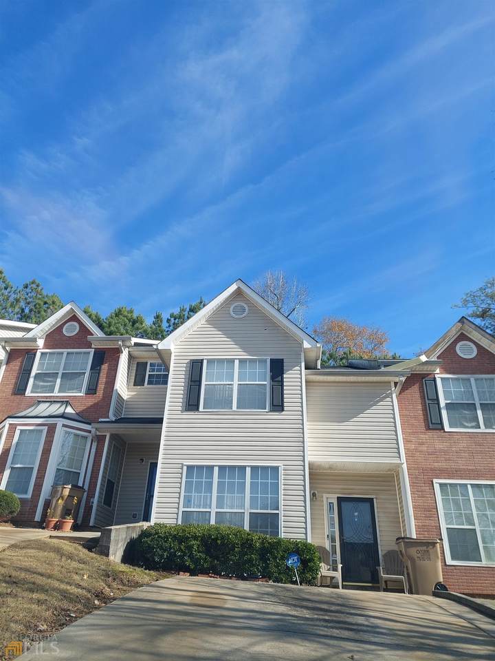 7604 Creekside Lane - Photo 1