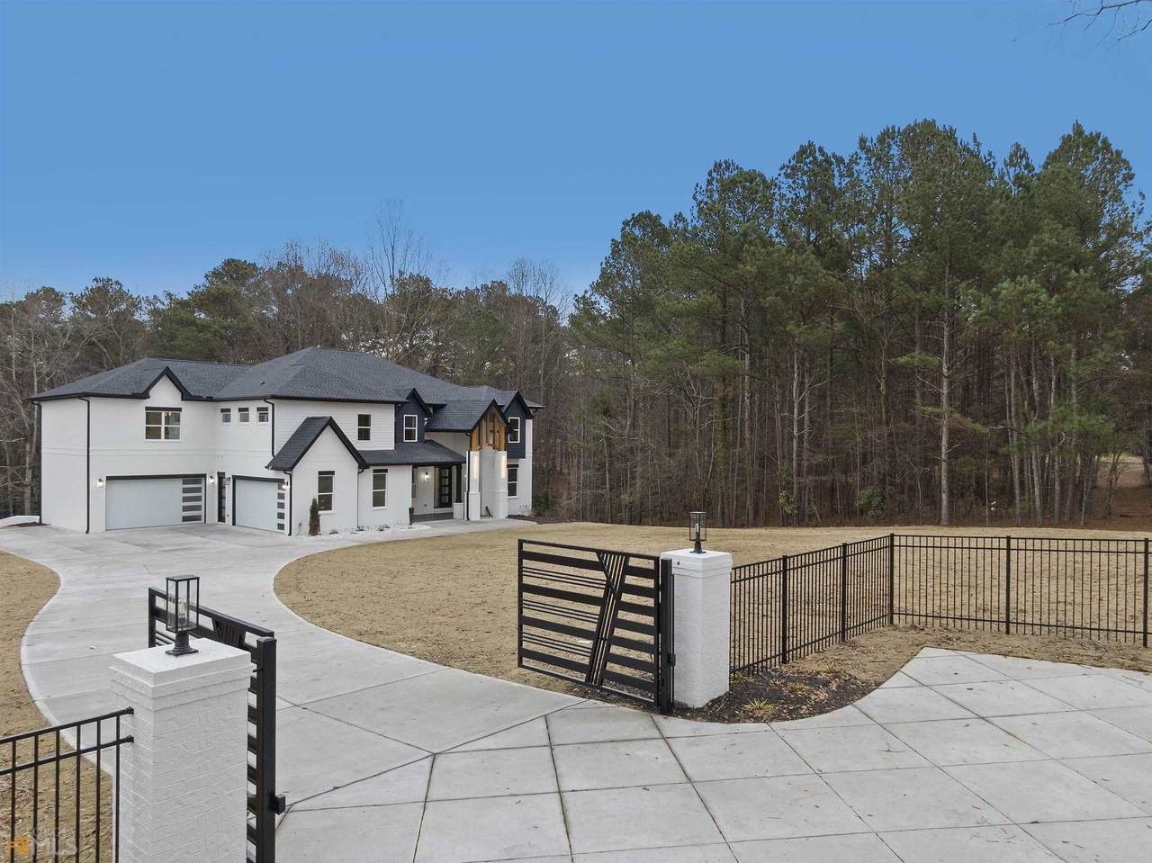 3661 Hamilton Mill Road - Photo 1