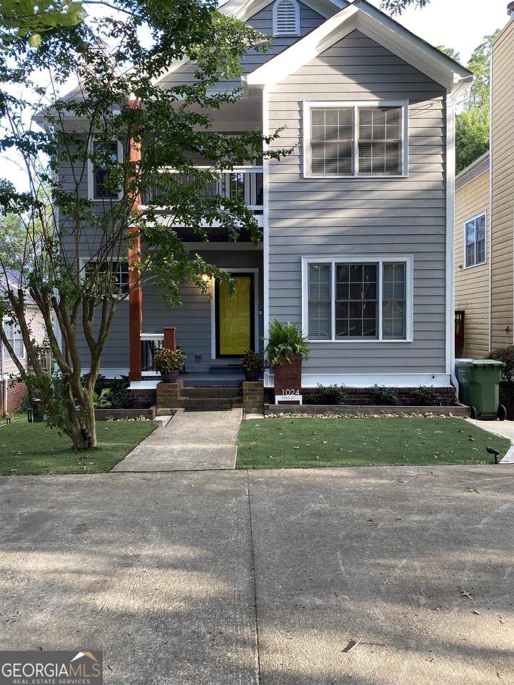 1024 Lena Street - Photo 1