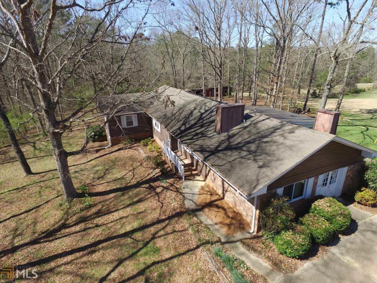 877 Honey Creek Rd - Photo 1