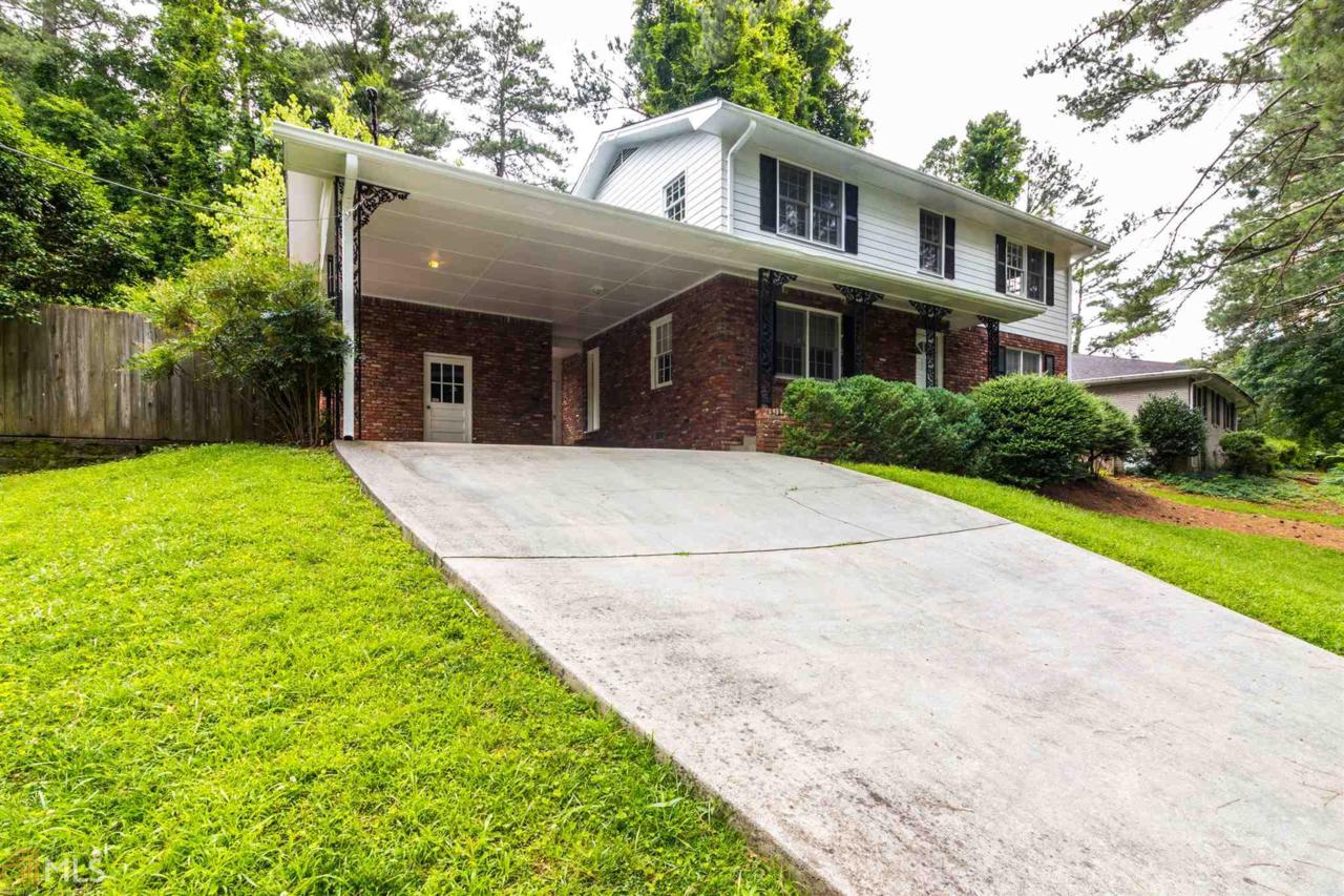 702 Webster Dr - Photo 1