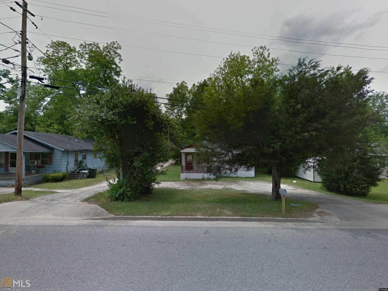 906 5th - Photo 1