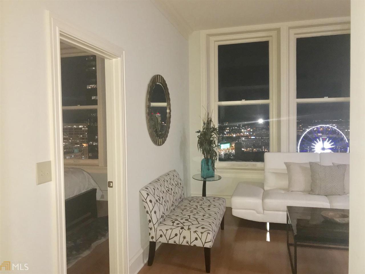 57 Forsyth - Photo 1
