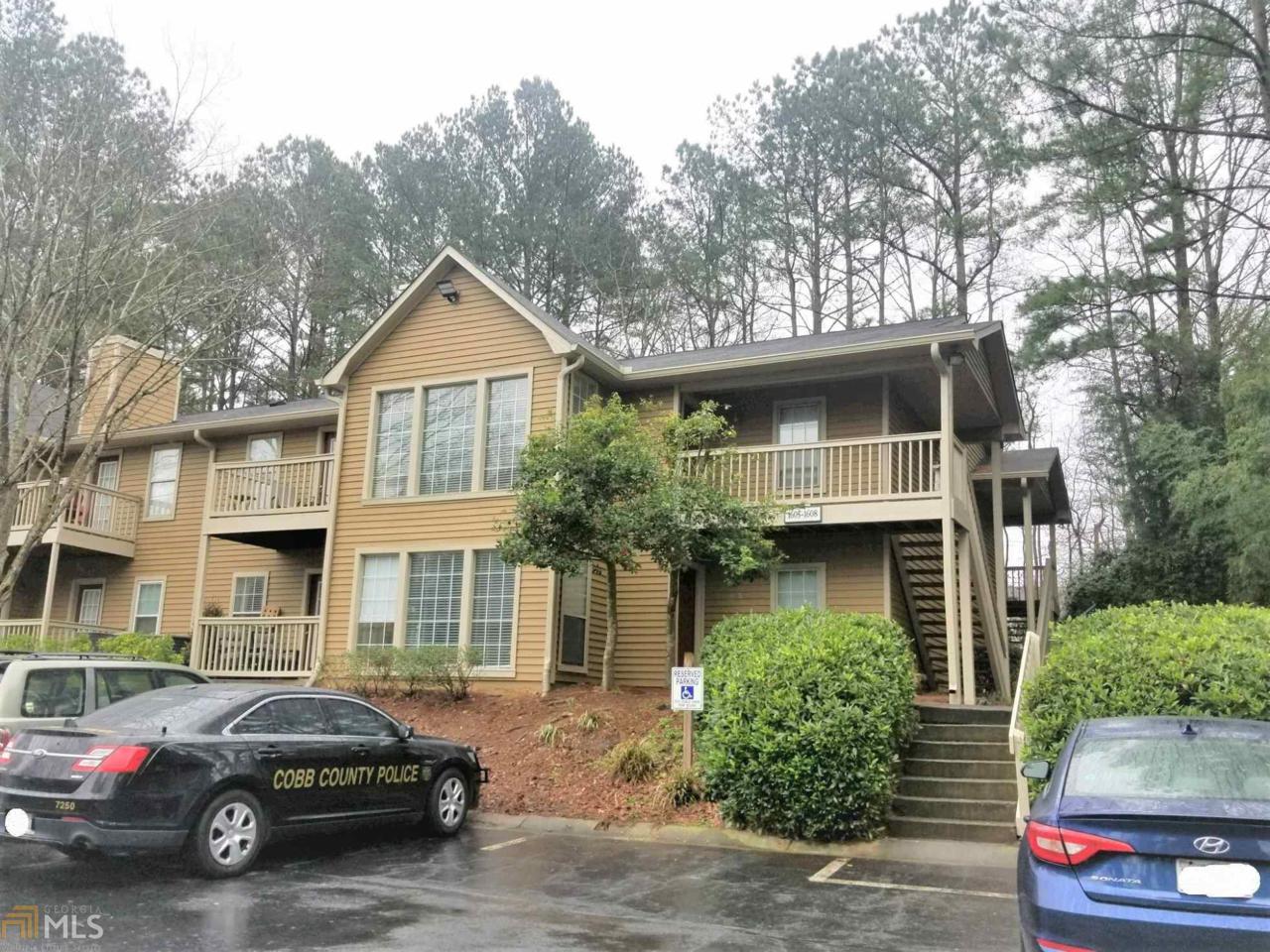 1605 Country Park - Photo 1