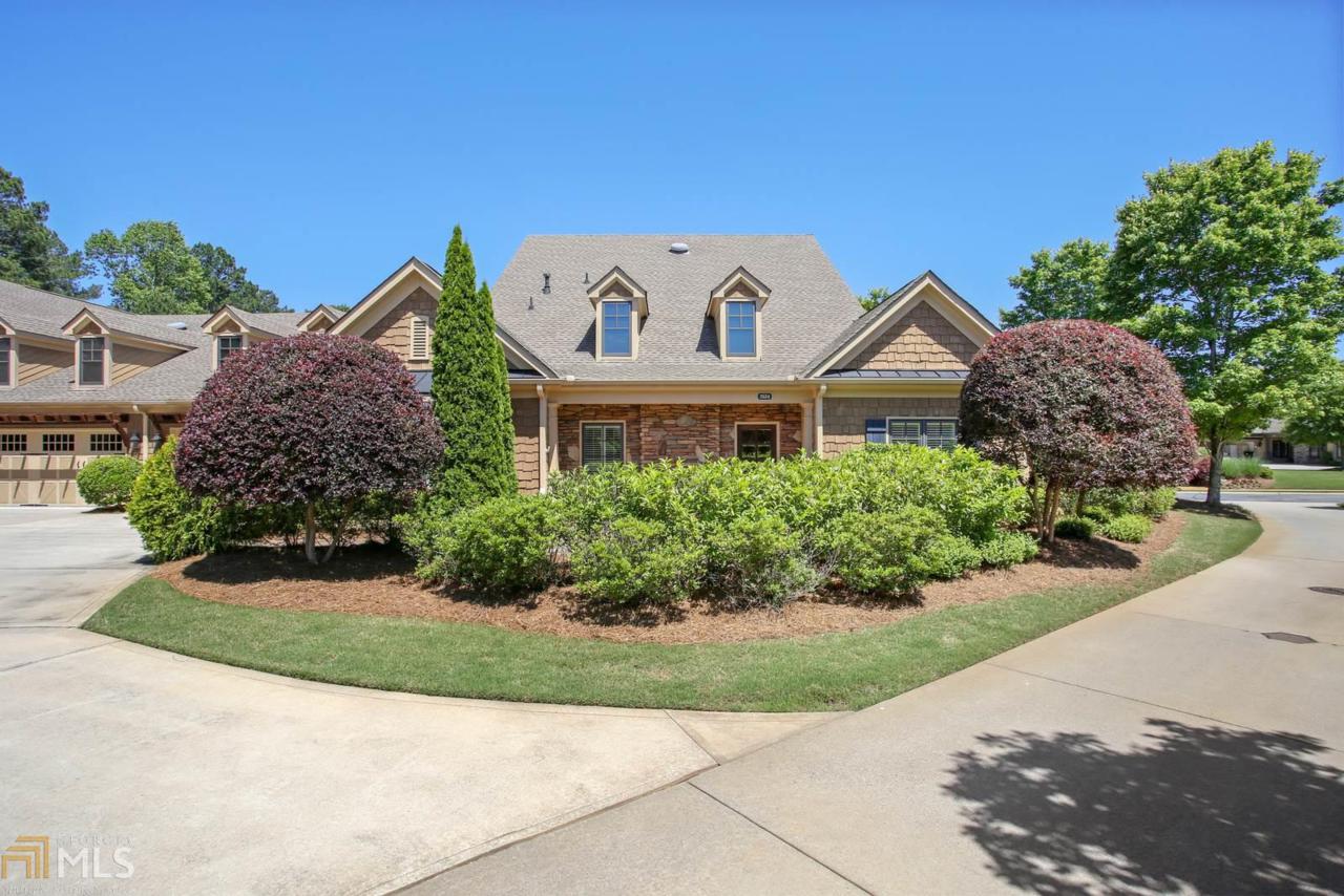 2524 Ballantrae Cir - Photo 1