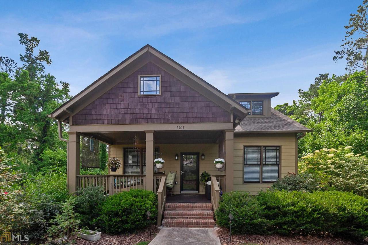 2105 Wildrose - Photo 1