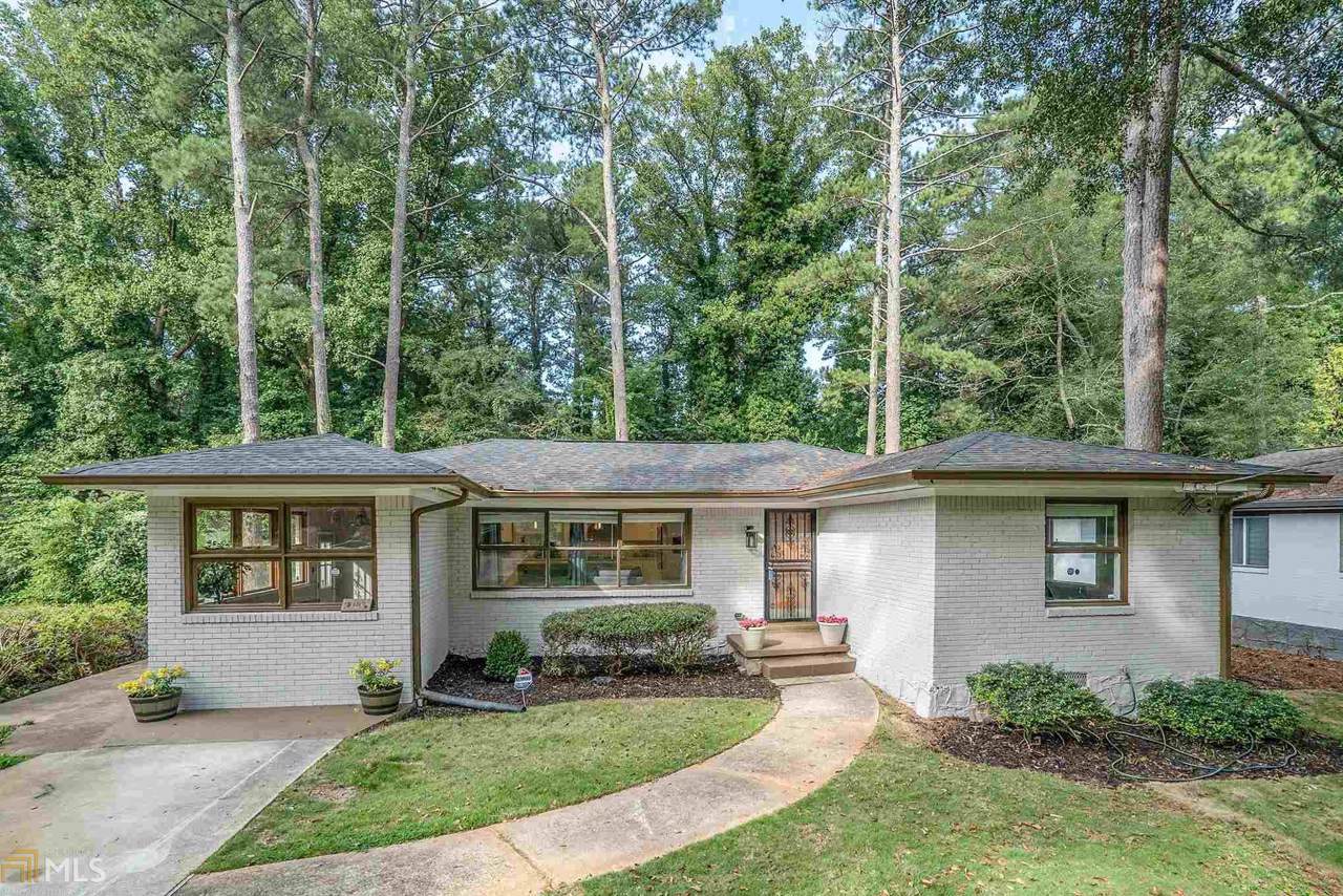 3197 Pinehill Dr - Photo 1