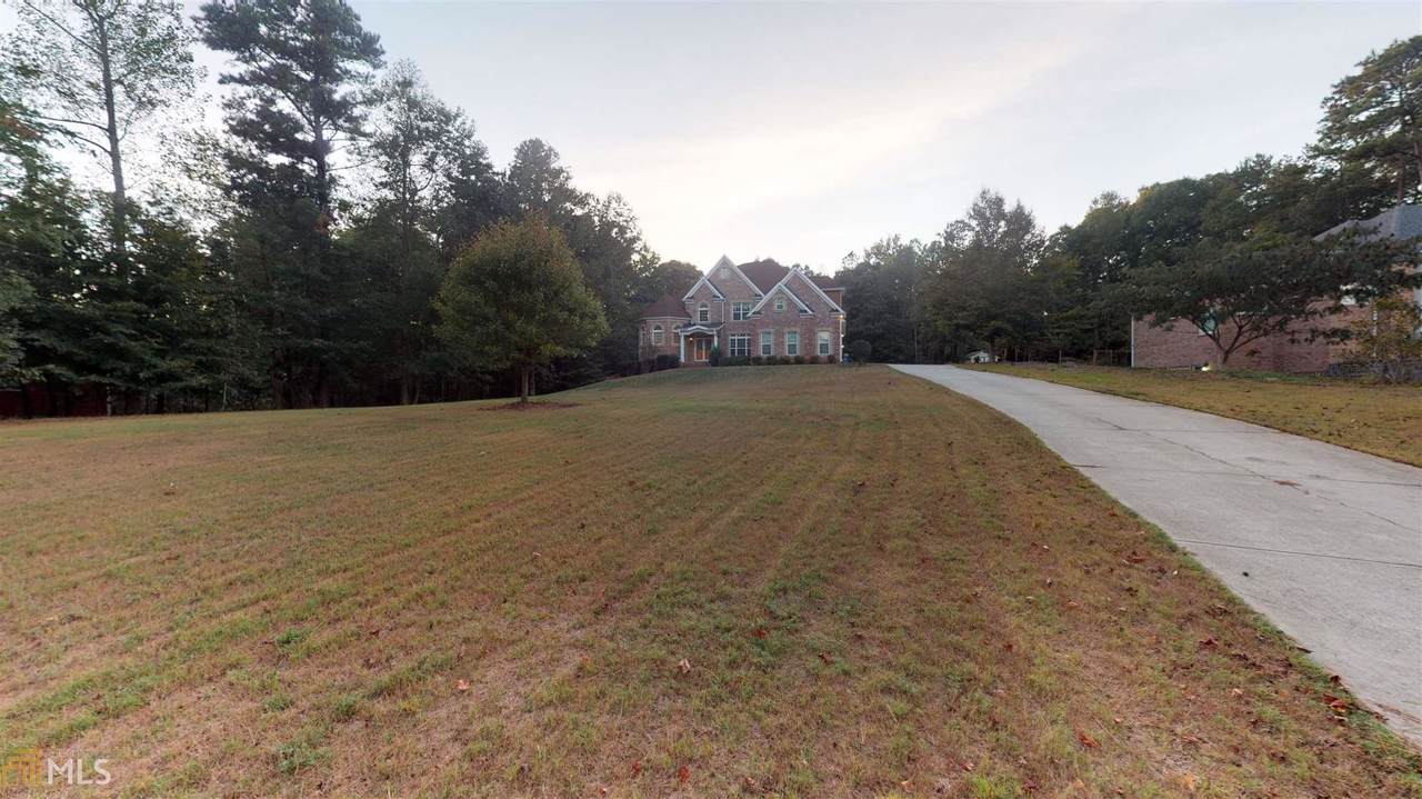4255 Ben Hill Rd - Photo 1