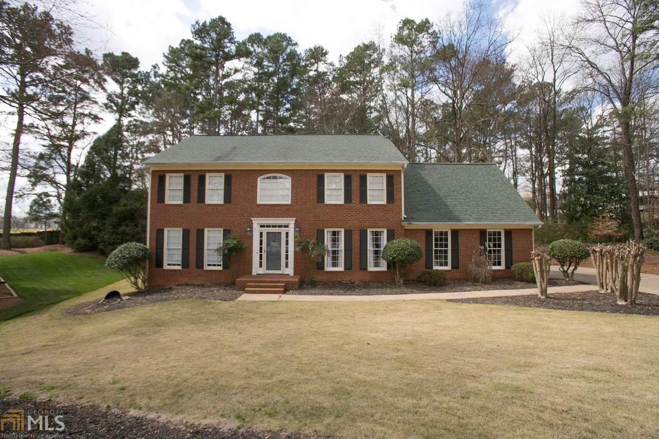 4208 Springwood Cir - Photo 1