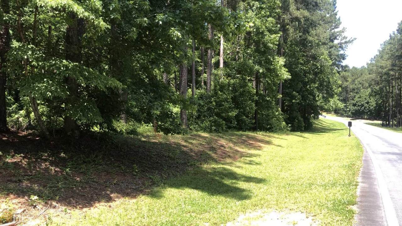 2431 Club Dr - Photo 1