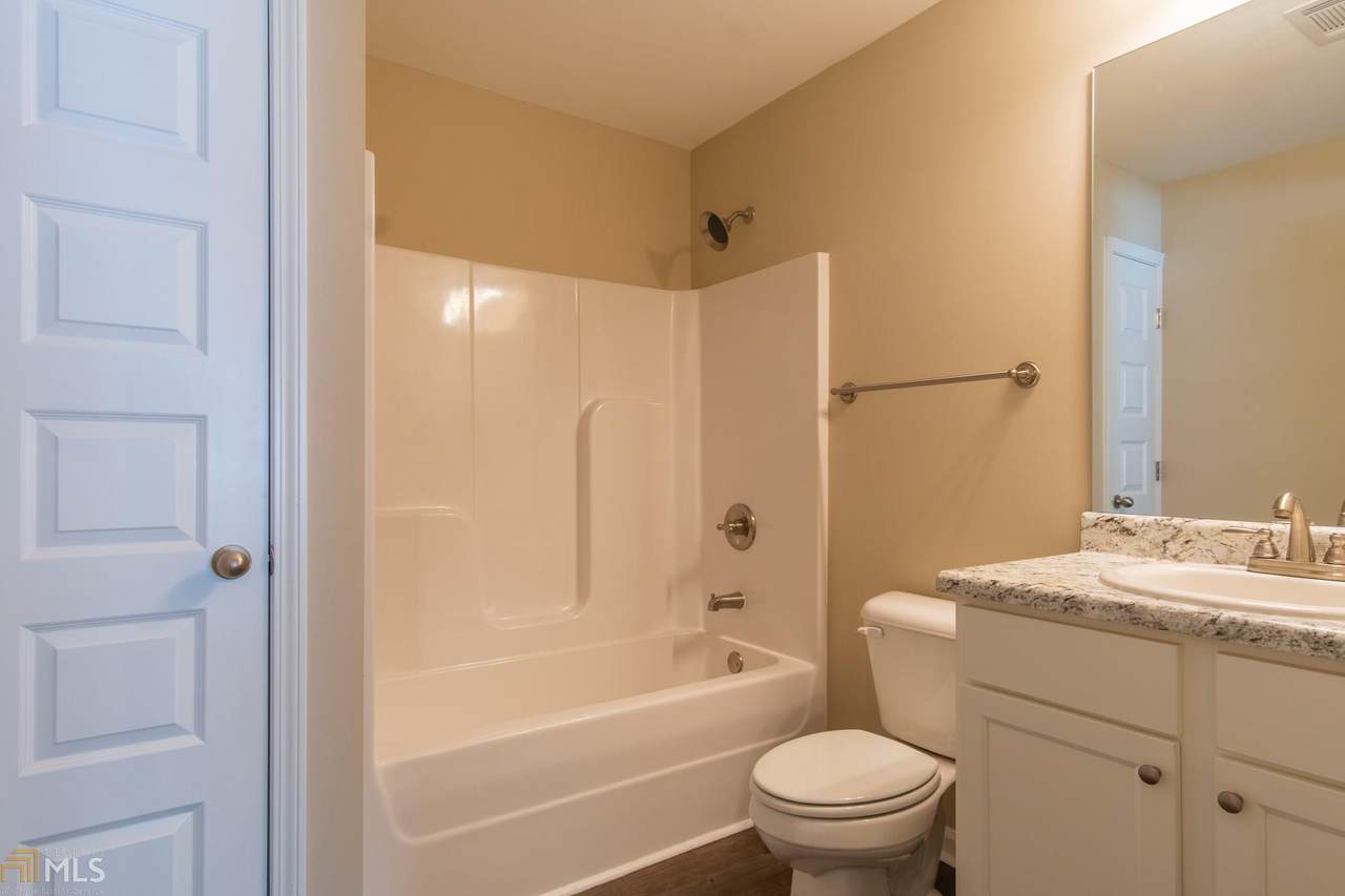 315 Pond View Rd - Photo 1