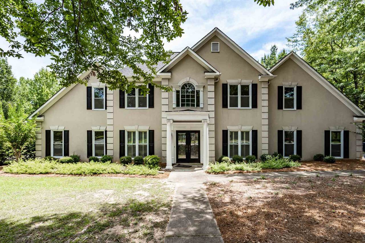301 Treyburne Ct - Photo 1