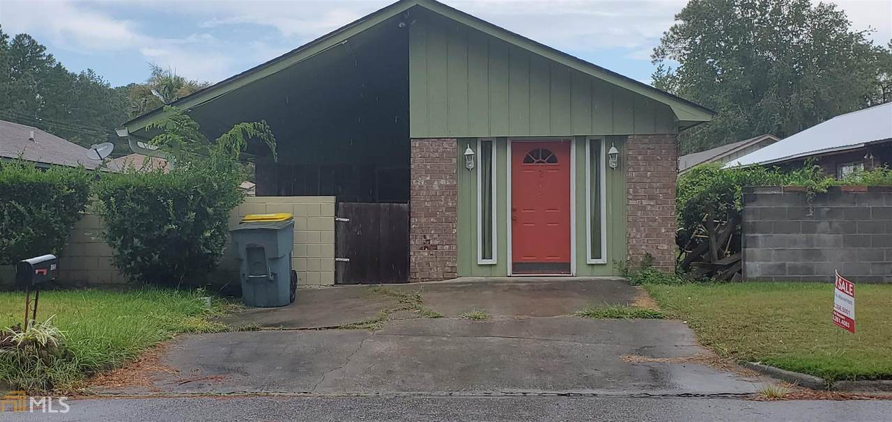 208 Lewis - Photo 1