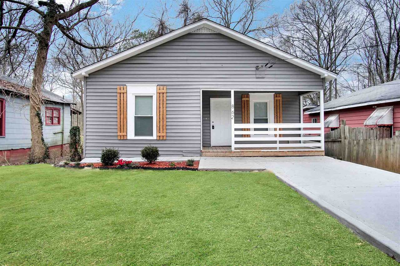 862 Ridge Ave - Photo 1