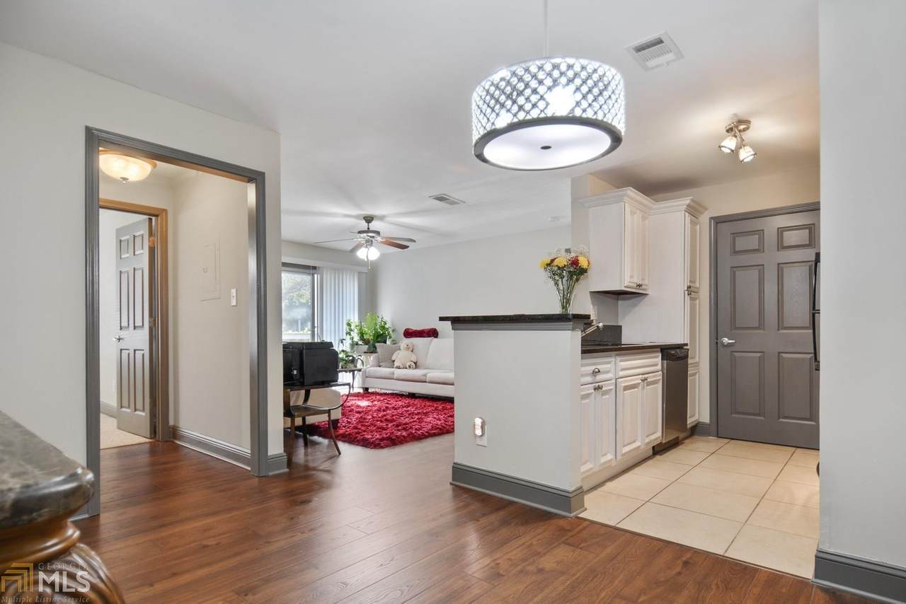 8105 Santa Fe Pkwy - Photo 1