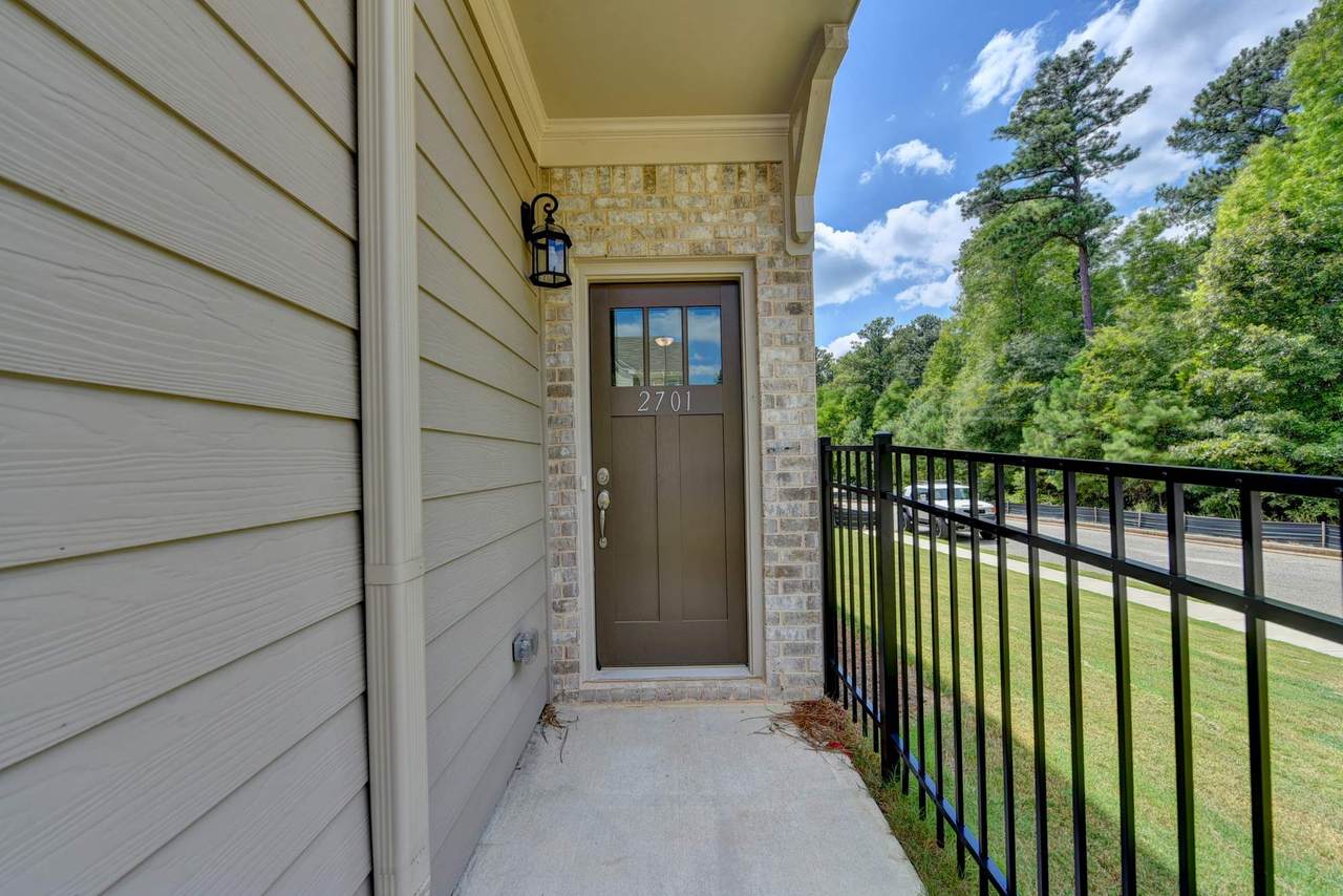 5404 Brooklands Dr - Photo 1