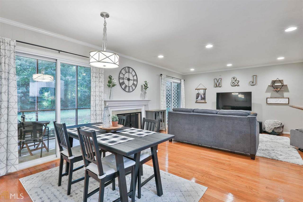 5400 Roswell Rd - Photo 1