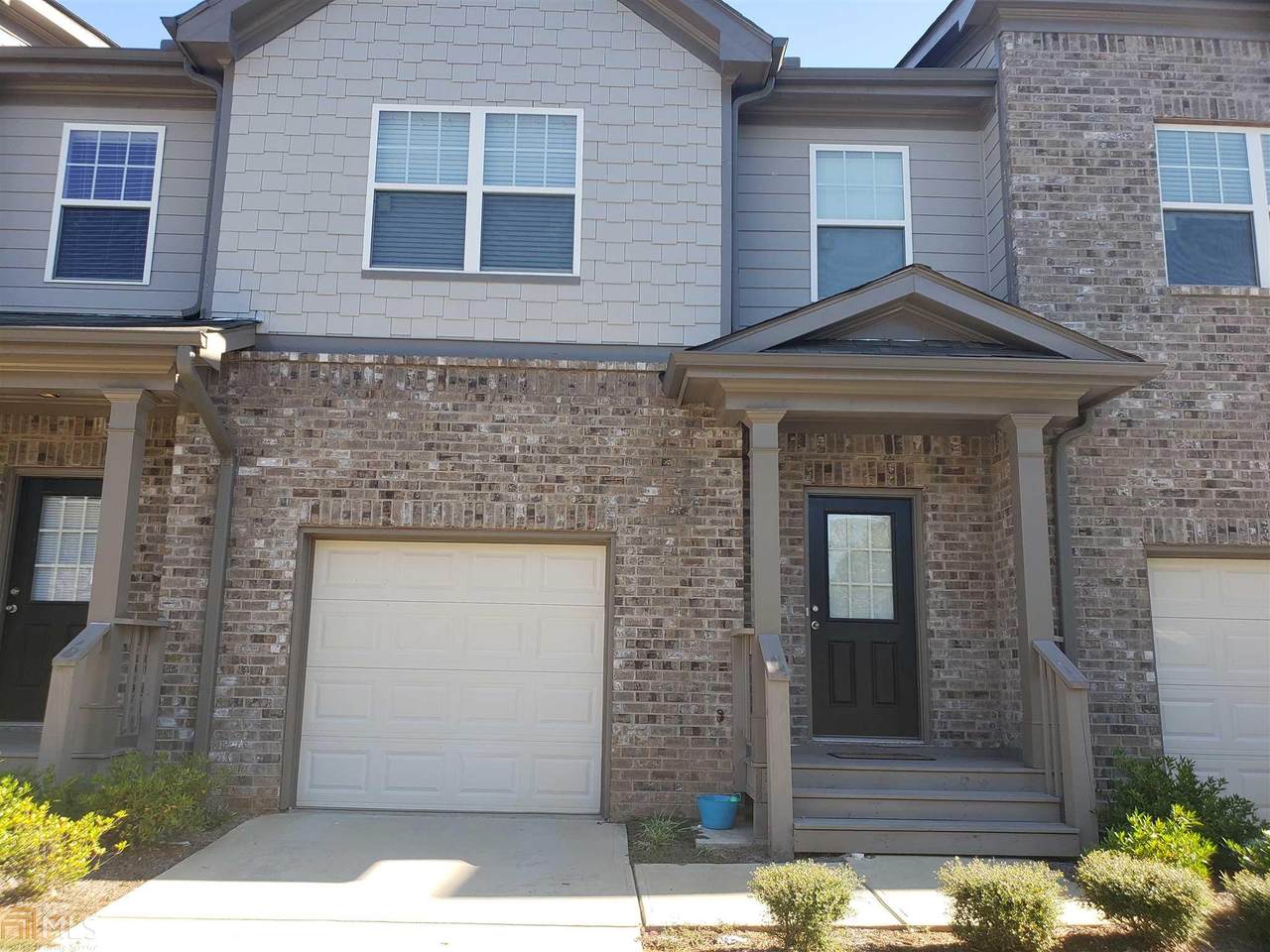 2735 Daybreak Ct - Photo 1