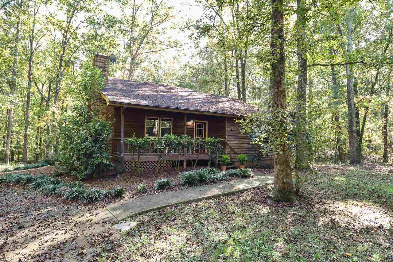 1211 Ridgeway Rd - Photo 1