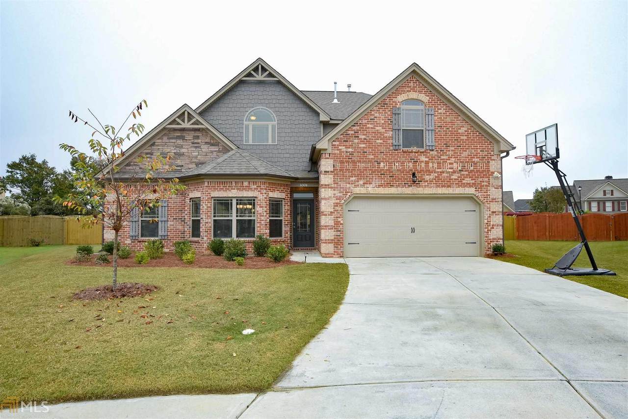 1001 Autumn Dr - Photo 1