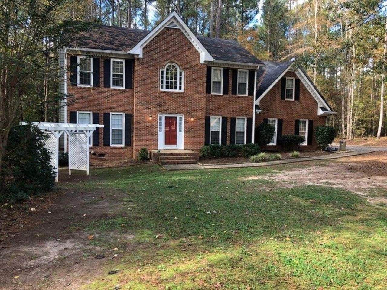 400 Royal Ridge - Photo 1
