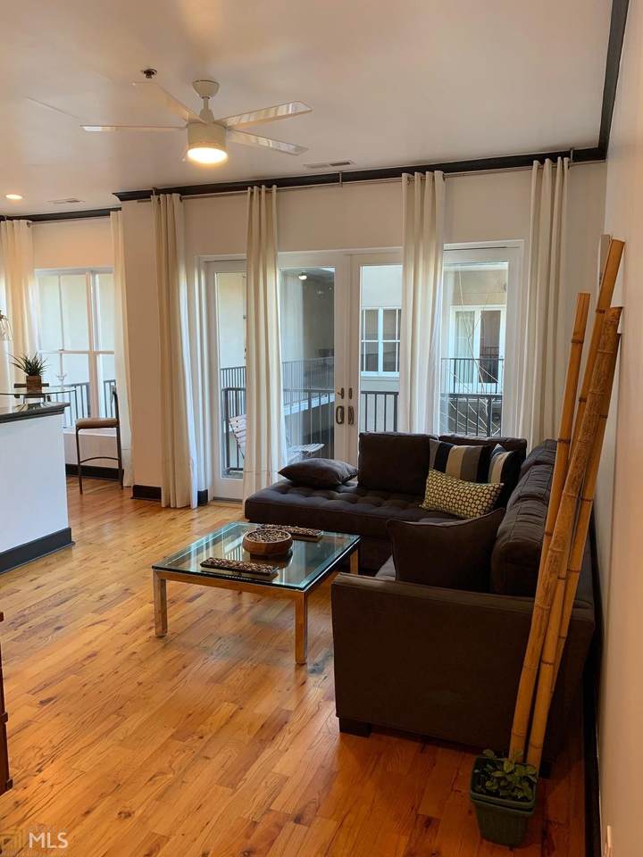 384 Ralph Mcgill Blvd - Photo 1