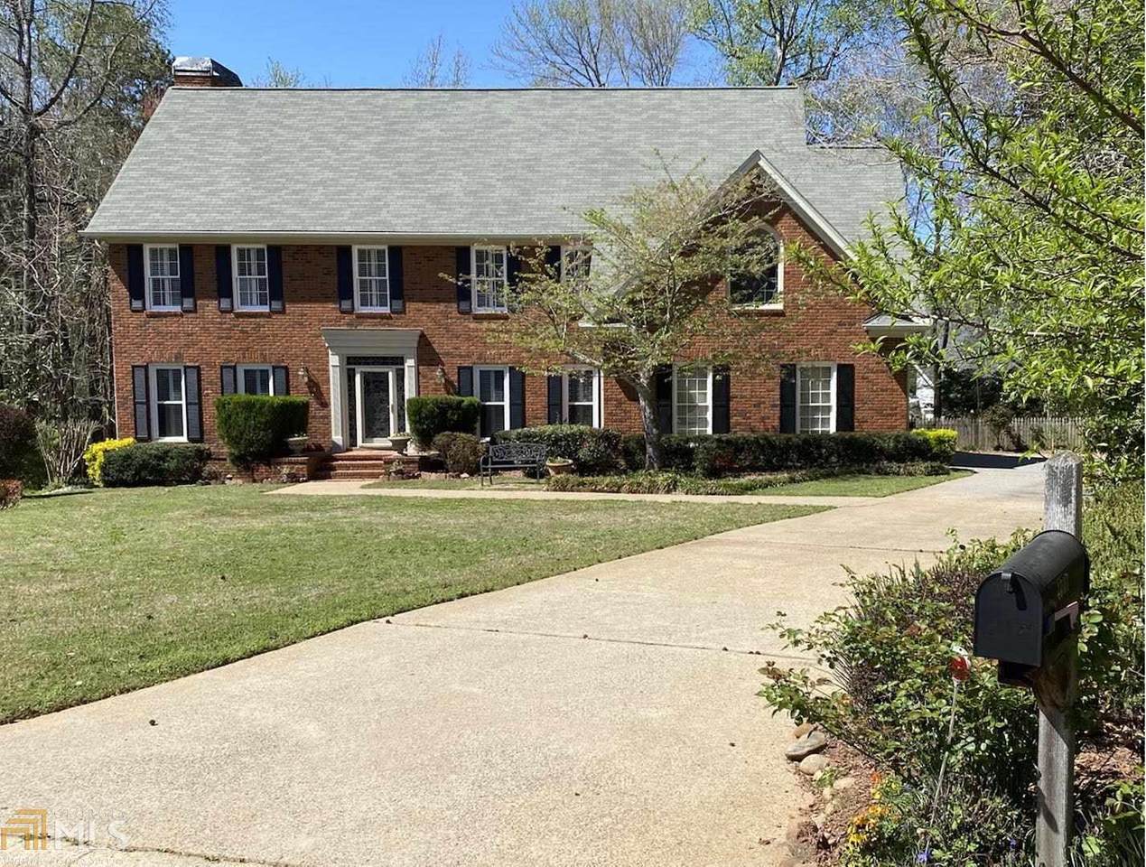 4007 Almond Ct - Photo 1